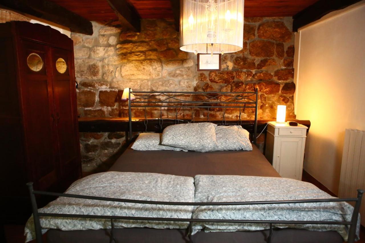 Les Grangeonnes, Gites Nature, Piscine, Bain Nordique, Sauna Pour Accueil Familiale Ou De Groupe Saint-Basile 외부 사진