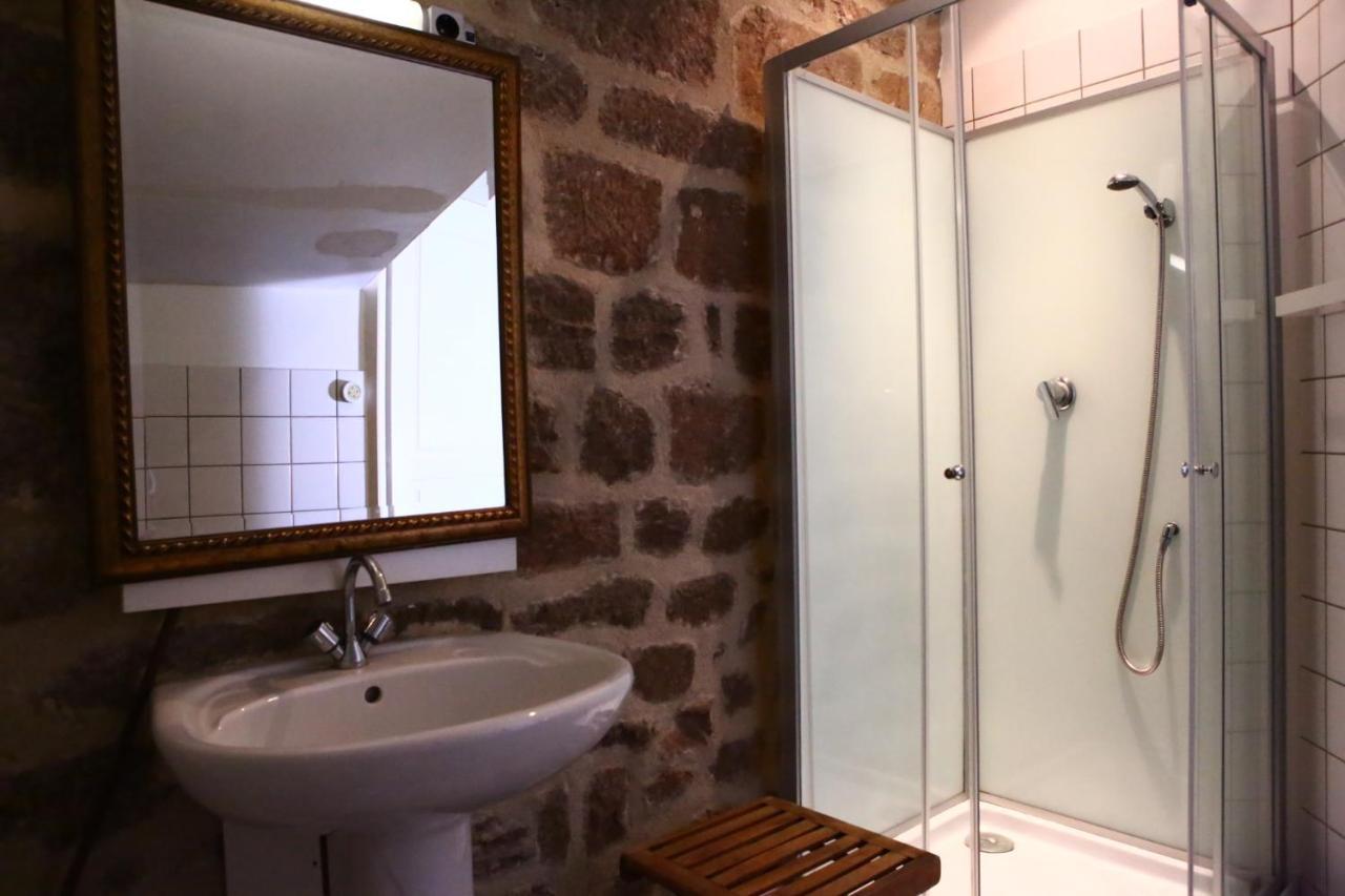 Les Grangeonnes, Gites Nature, Piscine, Bain Nordique, Sauna Pour Accueil Familiale Ou De Groupe Saint-Basile 외부 사진